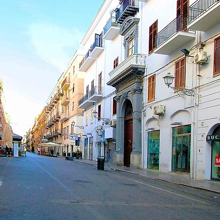 Maqueda331 Apartment Палермо Екстериор снимка