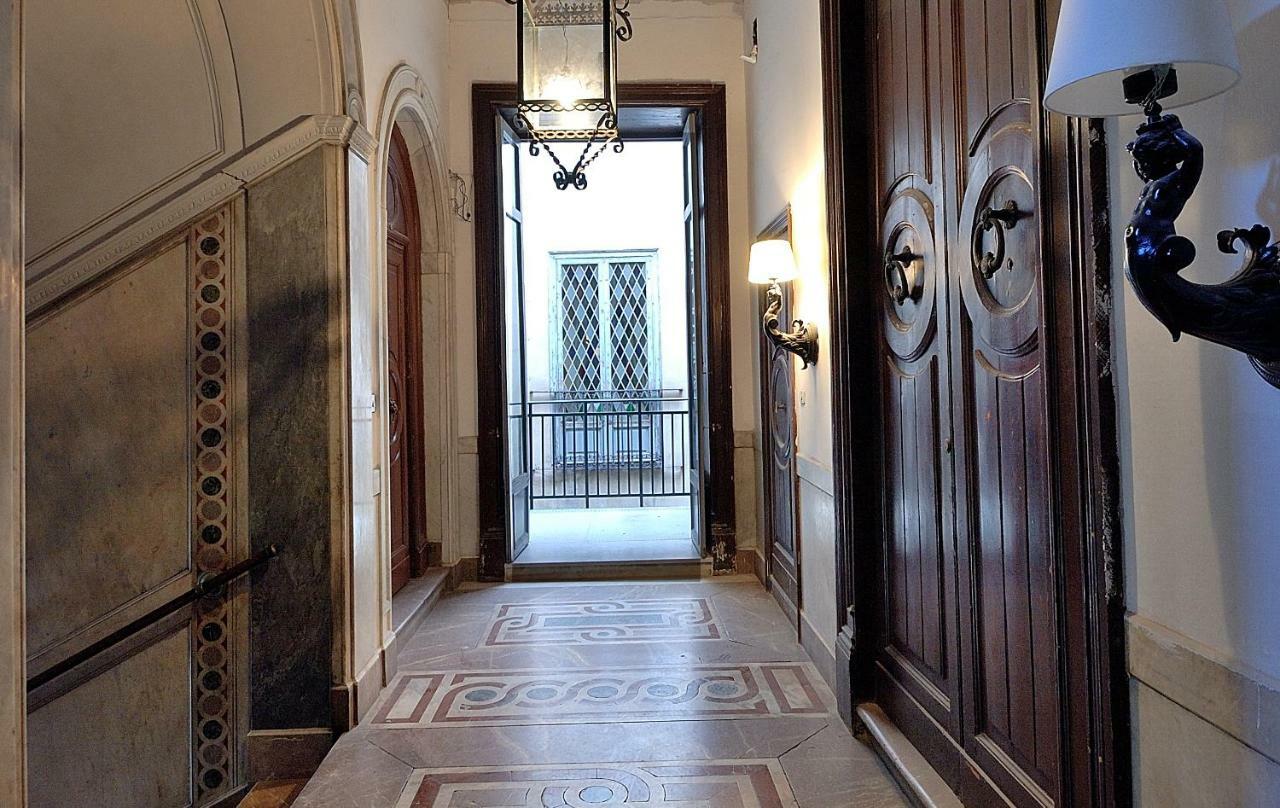Maqueda331 Apartment Палермо Екстериор снимка